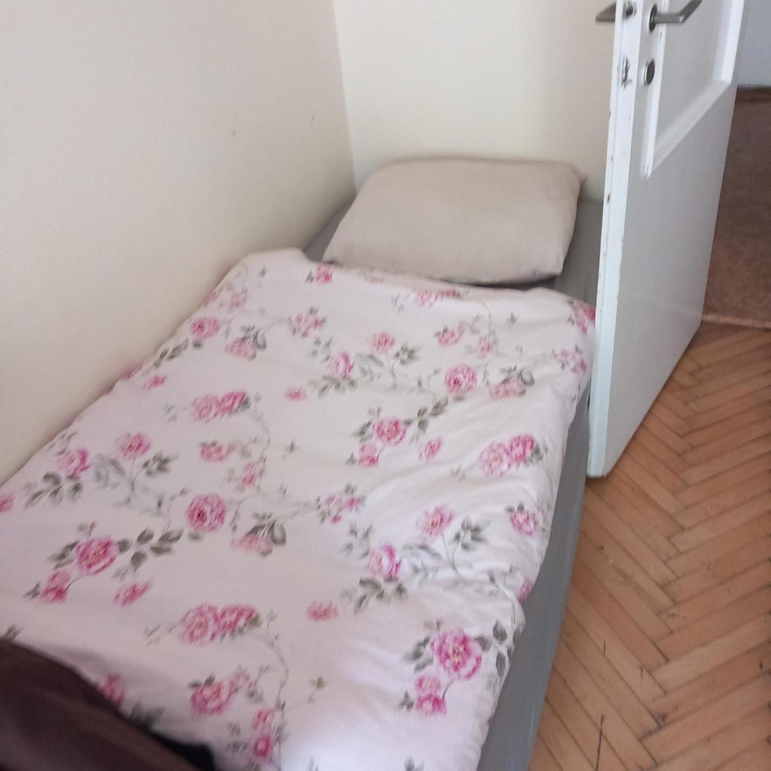 Flat 18 Minutes From Vaclavske Namesti Прага Экстерьер фото